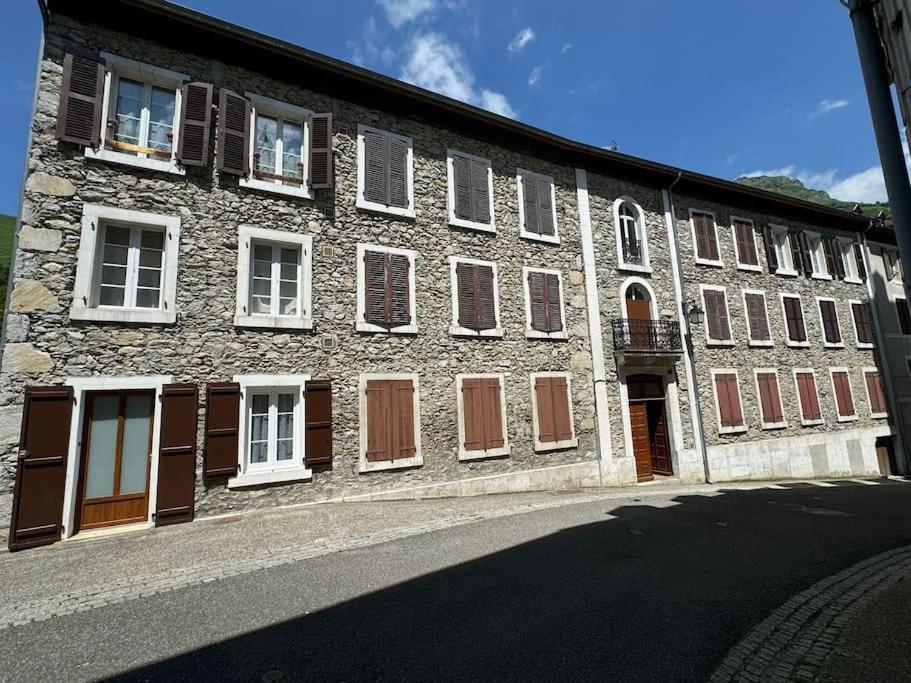 L'Escapade Montagneuse Apartment Eaux Bonnes Bagian luar foto